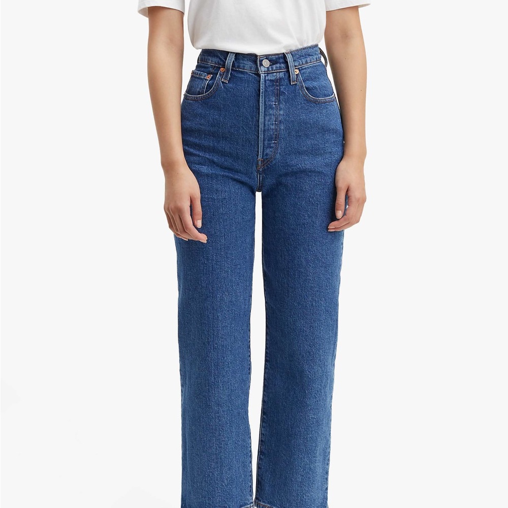 Levi’s rib cage straight jeans in dark wash